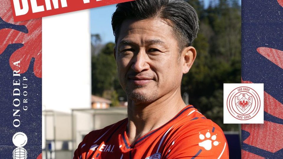 55 yaşındaki Japon futbolcu Portekiz’e transfer oldu