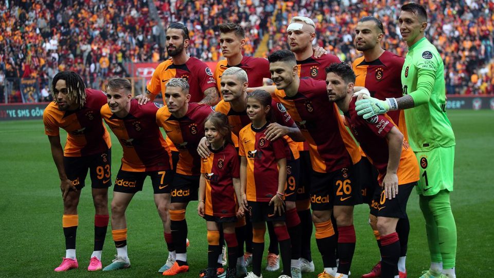 Galatasaray şampiyonluğa çok yakın