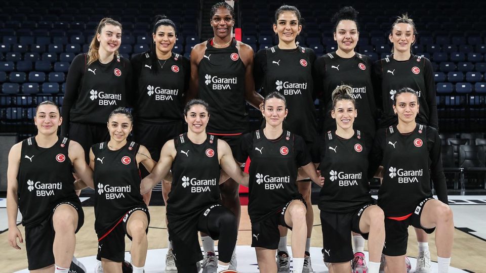 A Milli Kadın Basketbol Takımı Avrupa Şampiyonası’nda parkeye çıkıyor