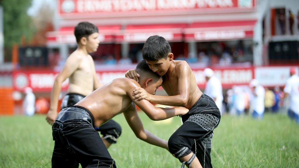 662. Tarihi Kırkpınar Yağlı Güreşleri başladı