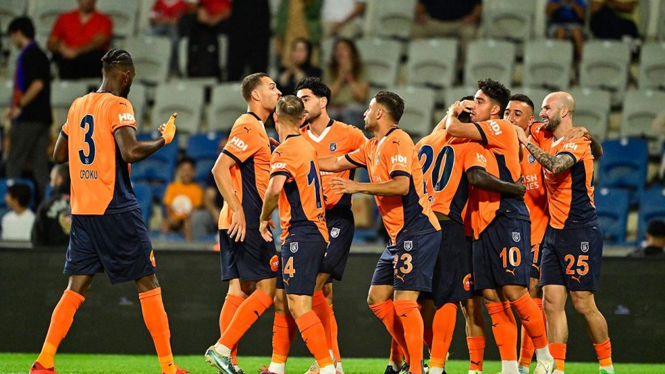 RAMS Başakşehir, La Fiorita’yı 6-1 mağlup etti